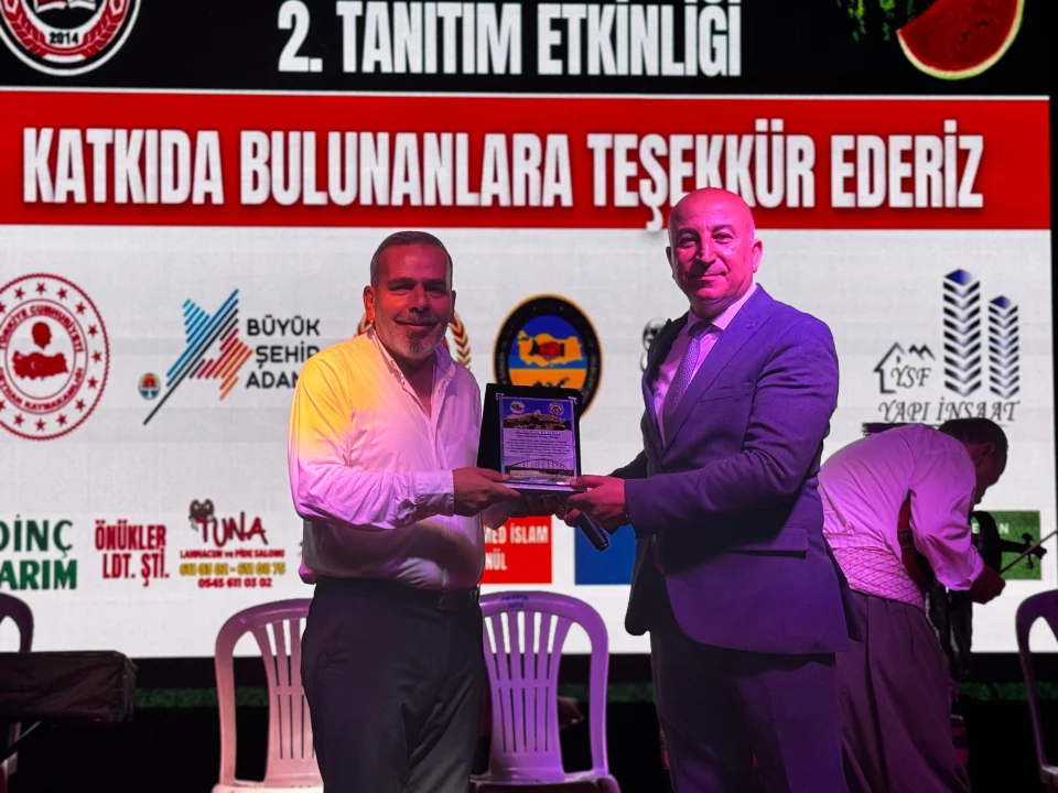 Ceyhan Karpuz Festivali Coşkusuyla Renkli Görüntüler Oluşturdu