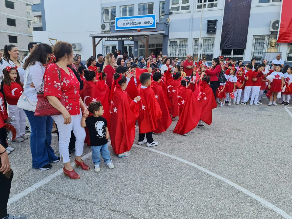 Remzi Oğuz Arık İlkokulu’ndan Duygu Dolu Cumhuriyet Töreni