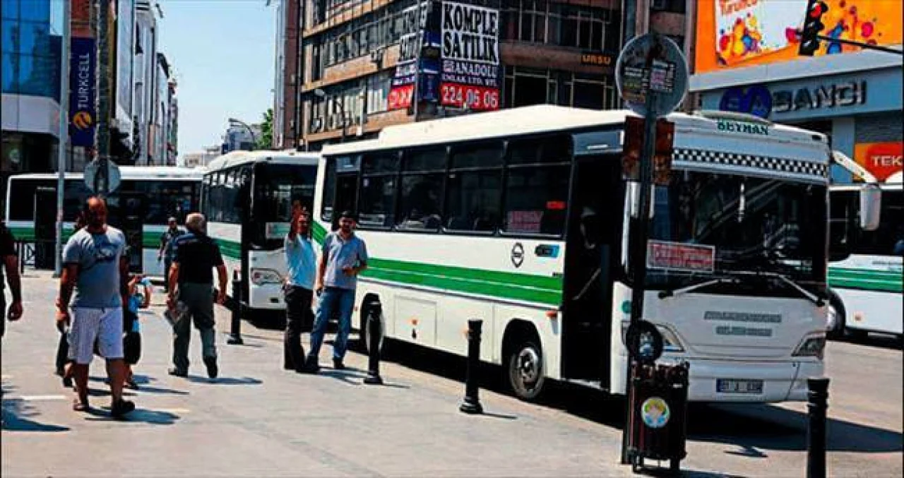 Adana’da Toplu Taşıma Zammı Sosyal Medyada Gündem Oldu
