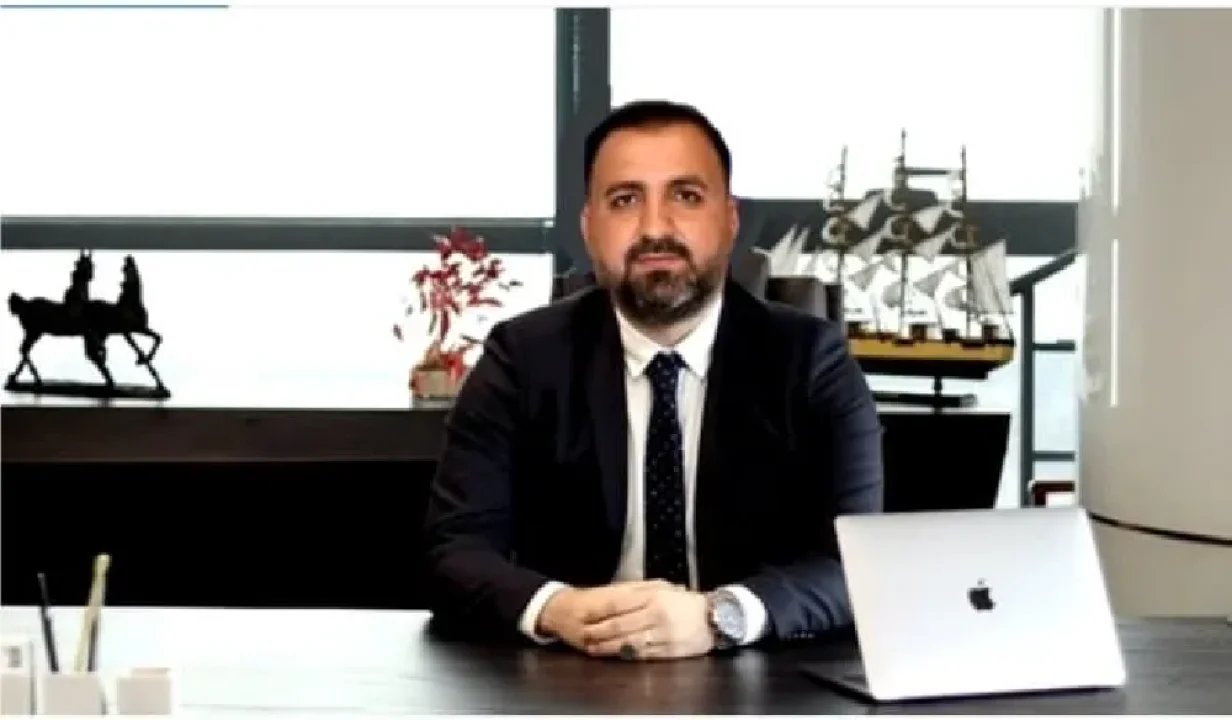 Ceyhan Müteahhitler Birliği Başkanı Yusuf Erdoğan’dan Gazetecilere 10 Ocak Mesajı