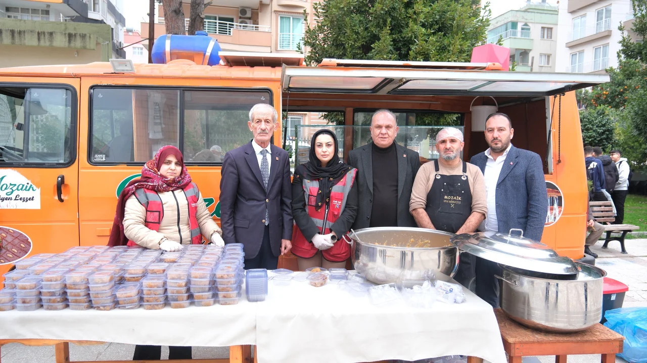 Ceyhan Belediyesi’nden 6 Şubat Depremleri Anısına Helva İkramı