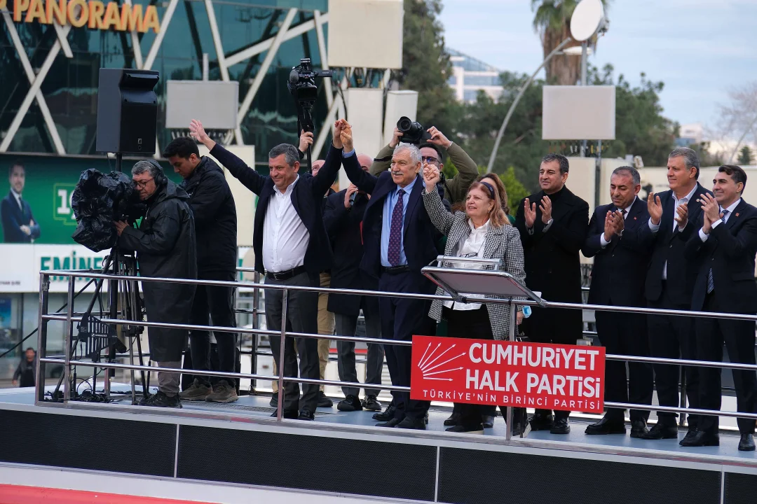 212 Gün Sonra Adana Zeydan Karalar’ı Bağrına Bastı