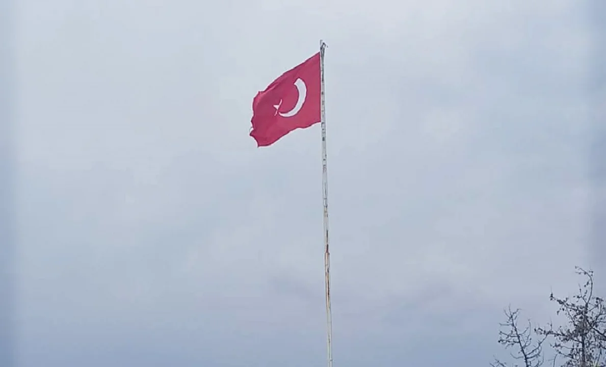 Yumurtalık’ta Ramazan Mesaisi: Hem Mutfakta Denetim Hem Gökyüzünde Gurur