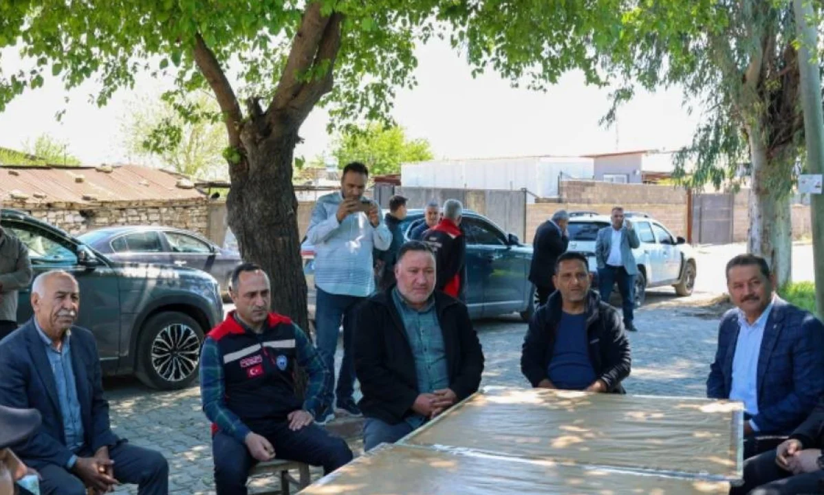 Üreticiye Moral Ziyareti: AK Parti Adana Milletvekili Abdullah Doğru Yumurtalık’taydı