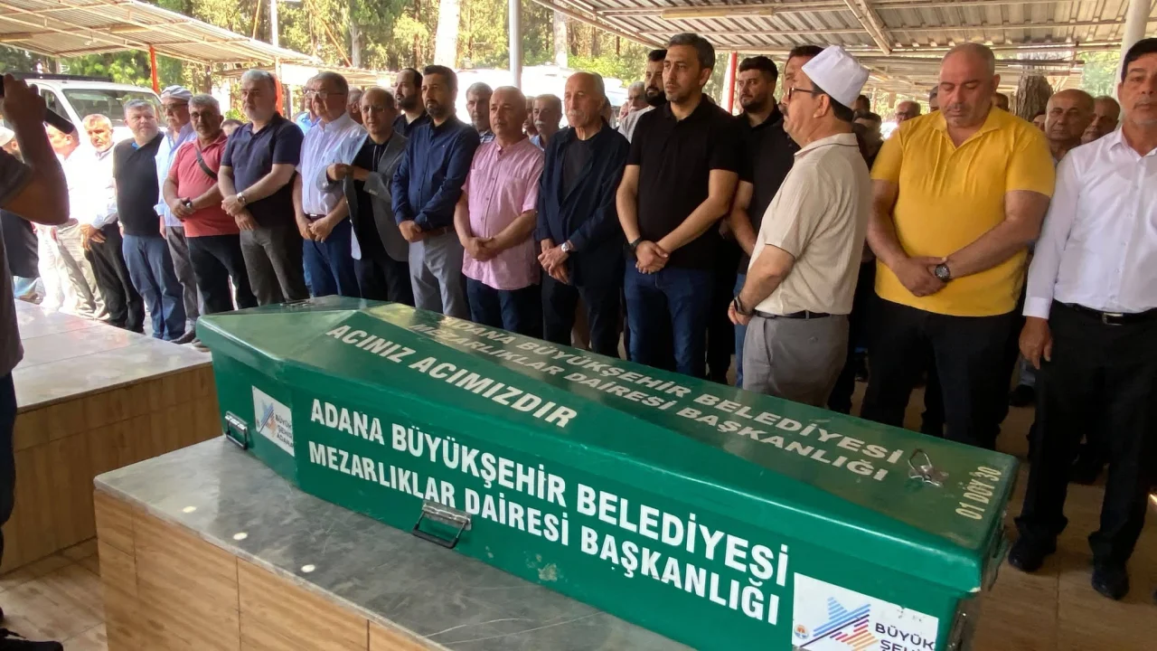 Ceyhan İş ve Siyaset Dünyası Yasta: Sevilen Çınar Samim Özsoy’a Son Görev