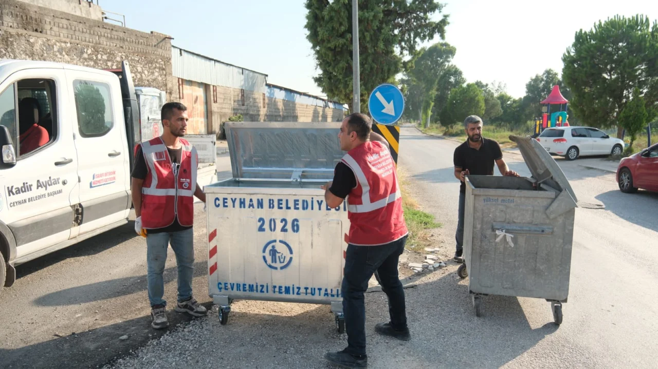 -110 Yeni Çöp Konteyneri İlçe Genelinde Kullanıma Sunuldu