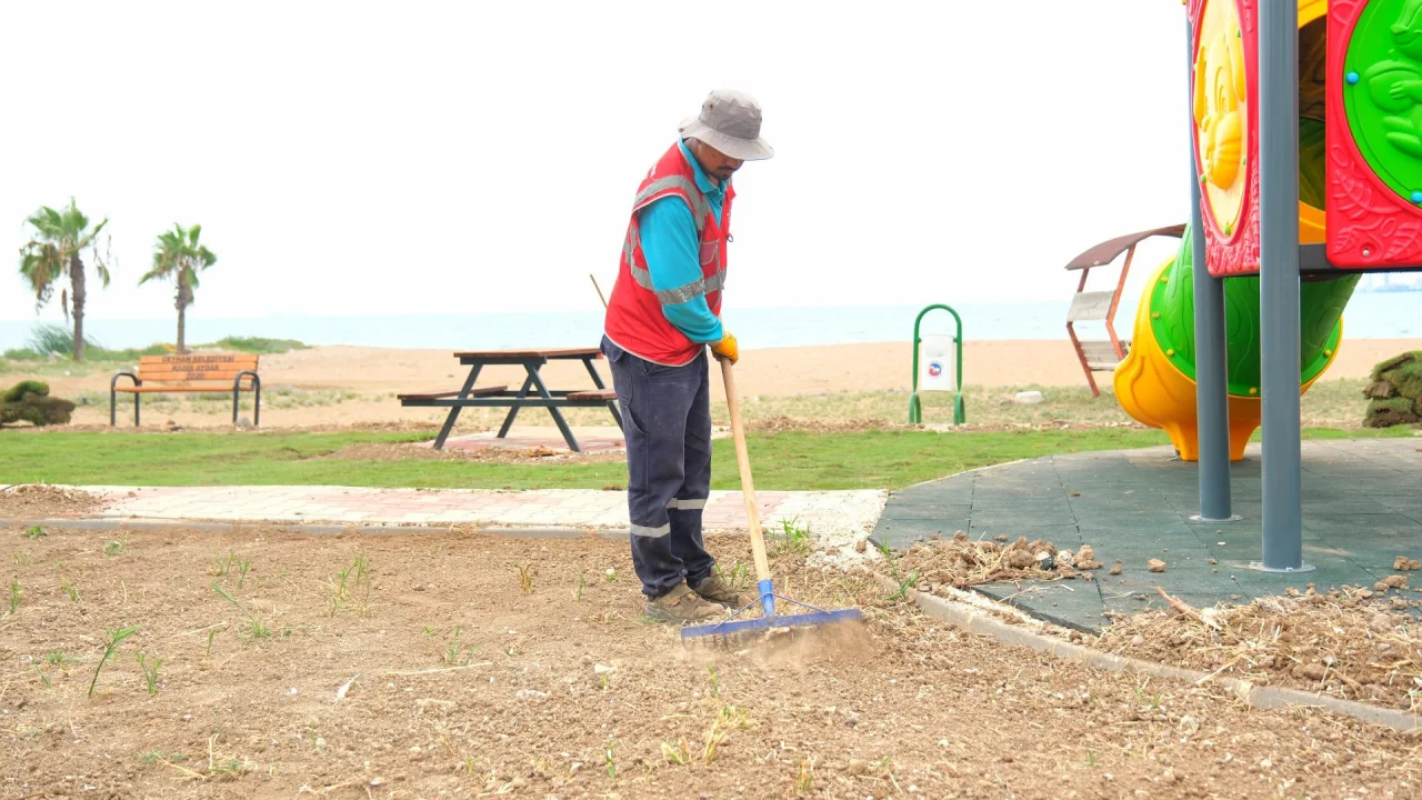 Ceyhan Belediyesi Kent Genelinde Yeşil Alan Ve Park Sayısını Artırıyor